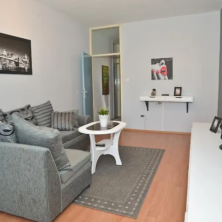Adele Apartment